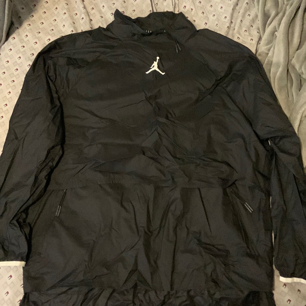 Air Jordan Wind Breaker